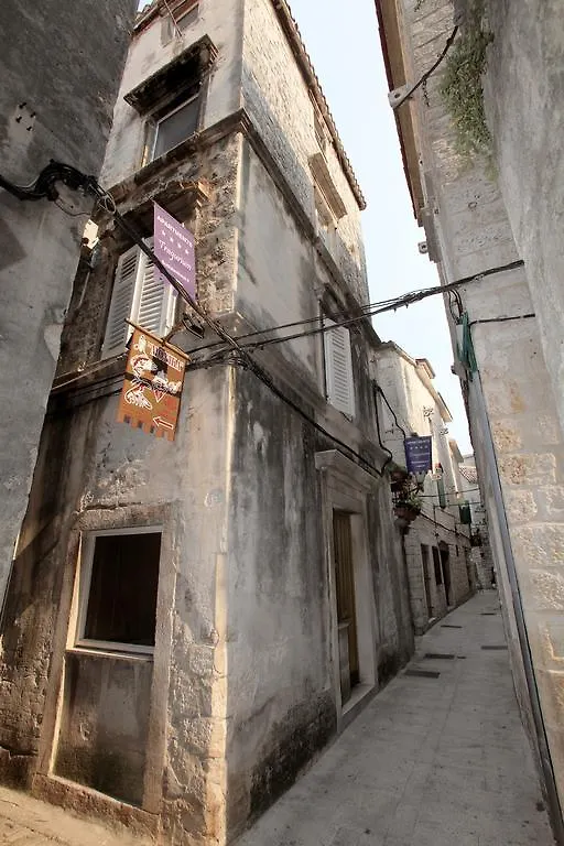 Apartment Tragurium Trogir
